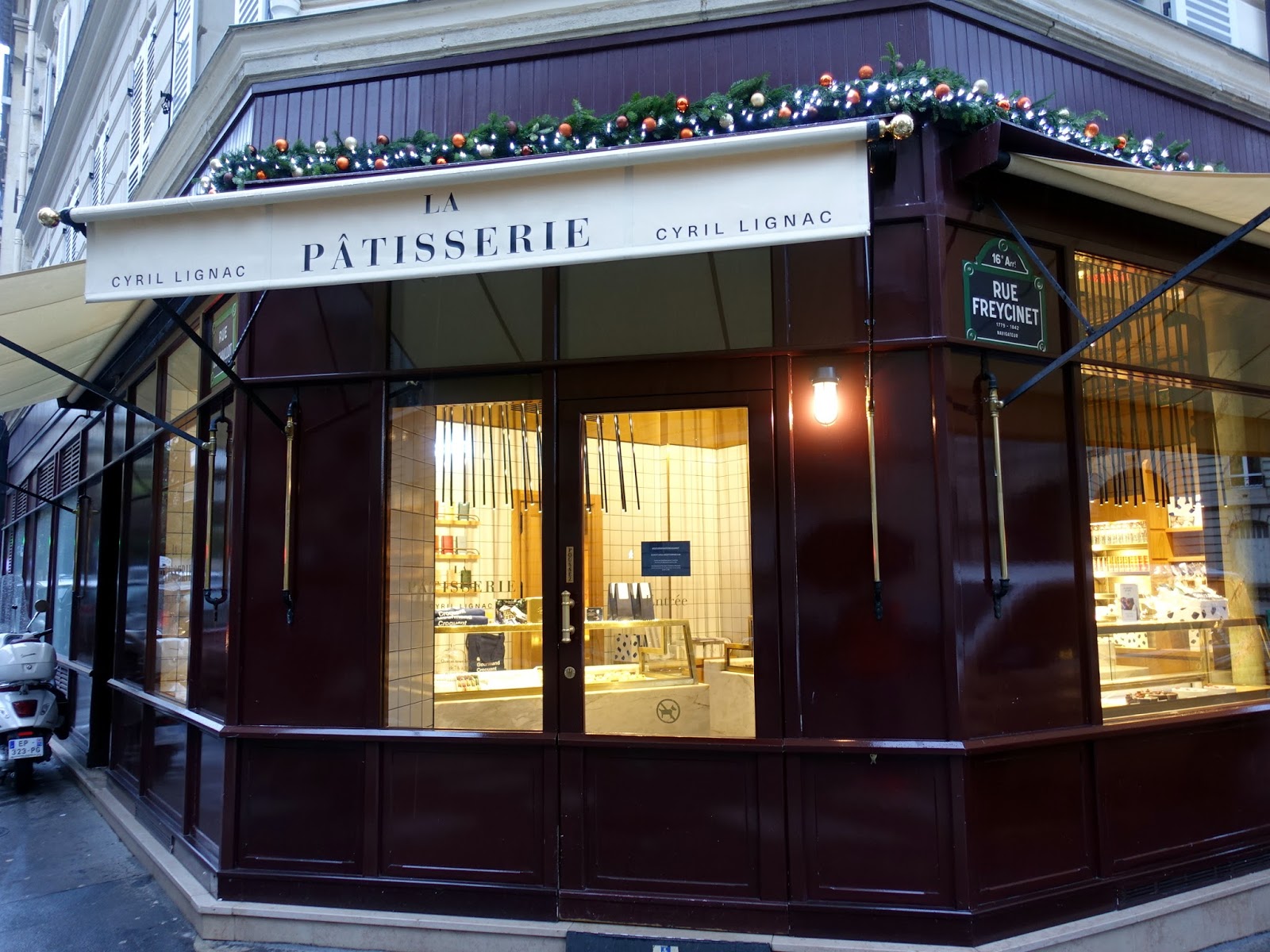 Cyril Lignac Patisserie Paris - All Luxury Apartments