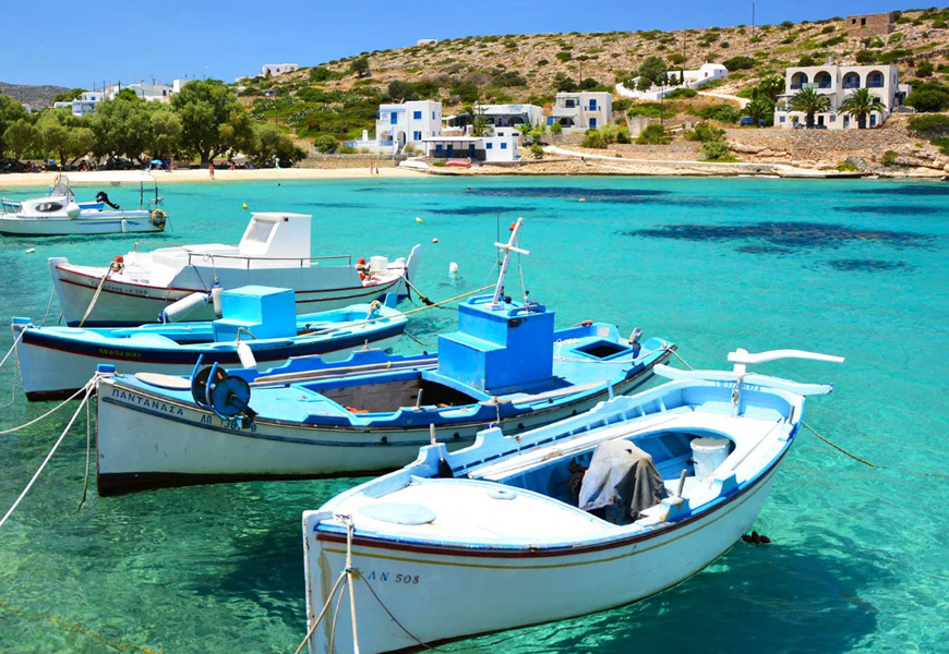 Boating in Santorini - All Luxury Apartments