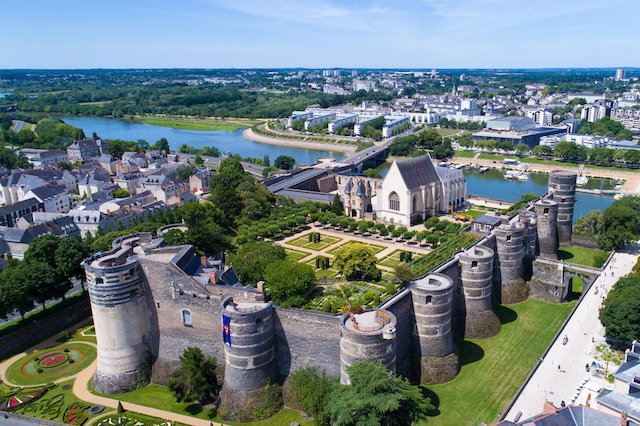 Loire Valley France - All Luxury Apartments