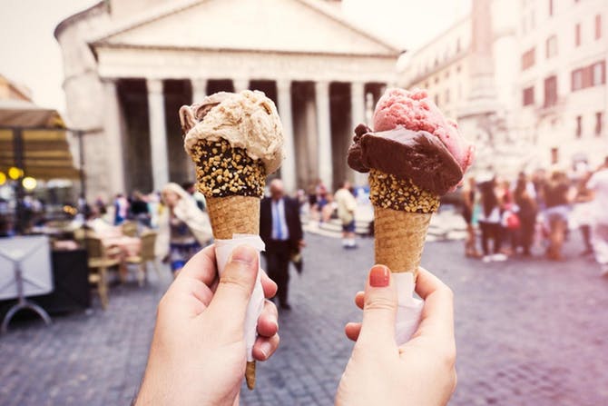 Gelato in Rome - All Luxury Apartments