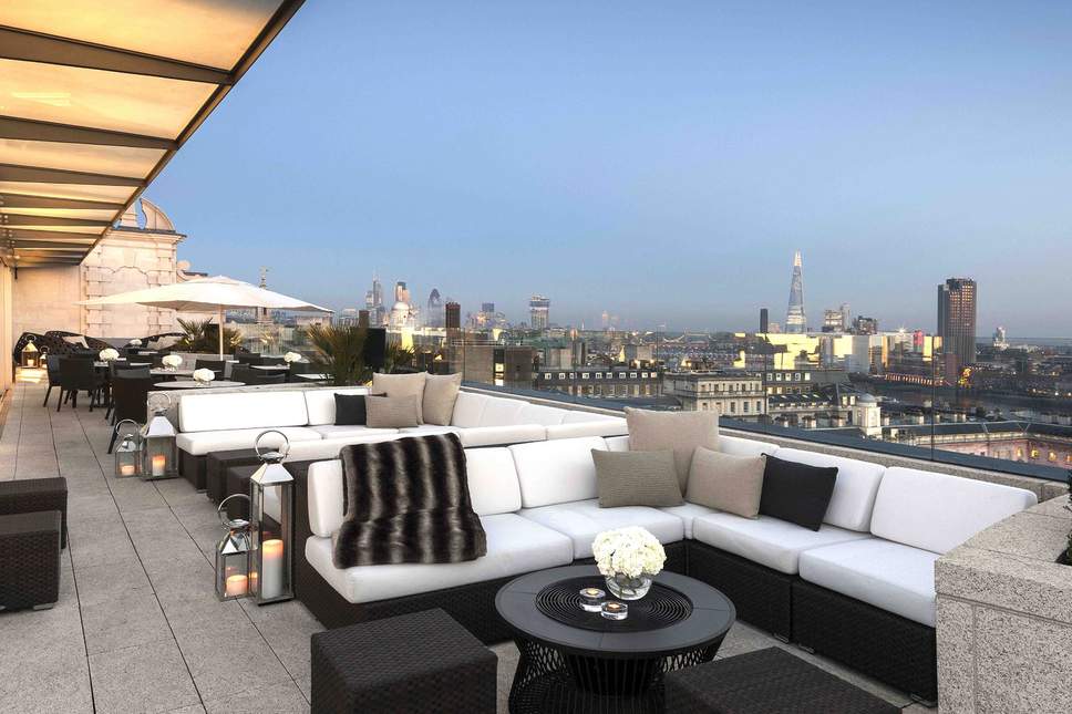 Radio roof bar - london best bars