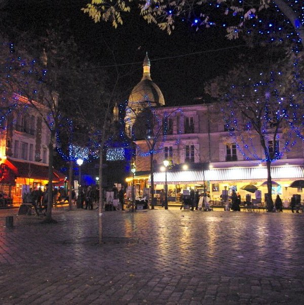 Montmatre - best paris christmas markets