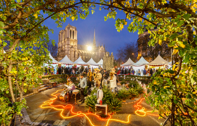 Notre Dame - best paris christmas markets