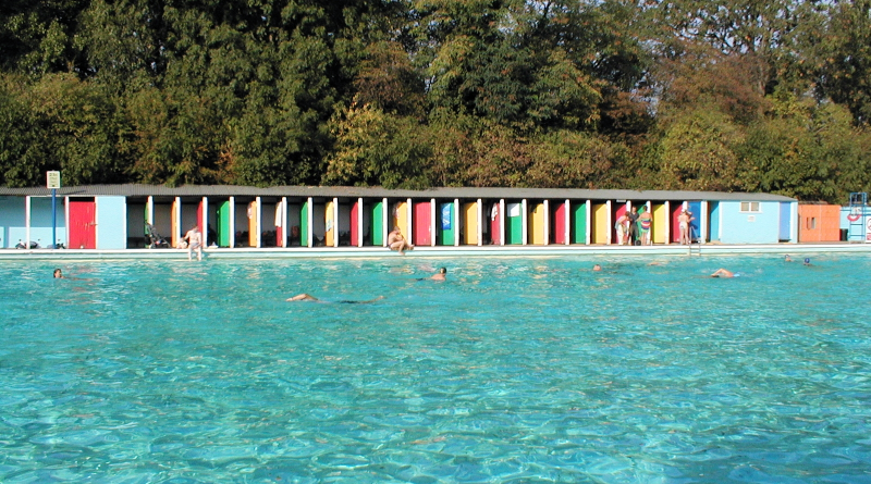Best outdoor swimming pools London