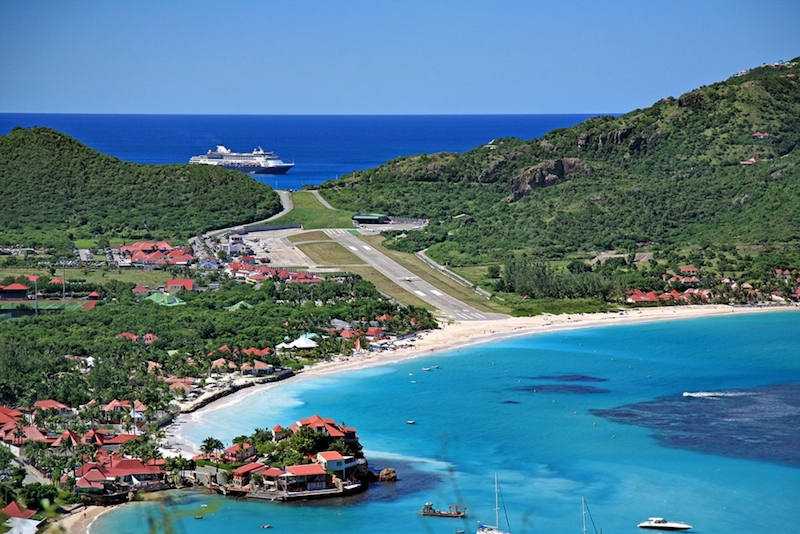 st barts travel requirements