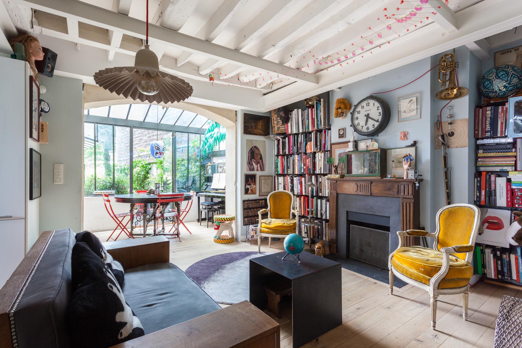 Creative Apartments Around Du for Small Space