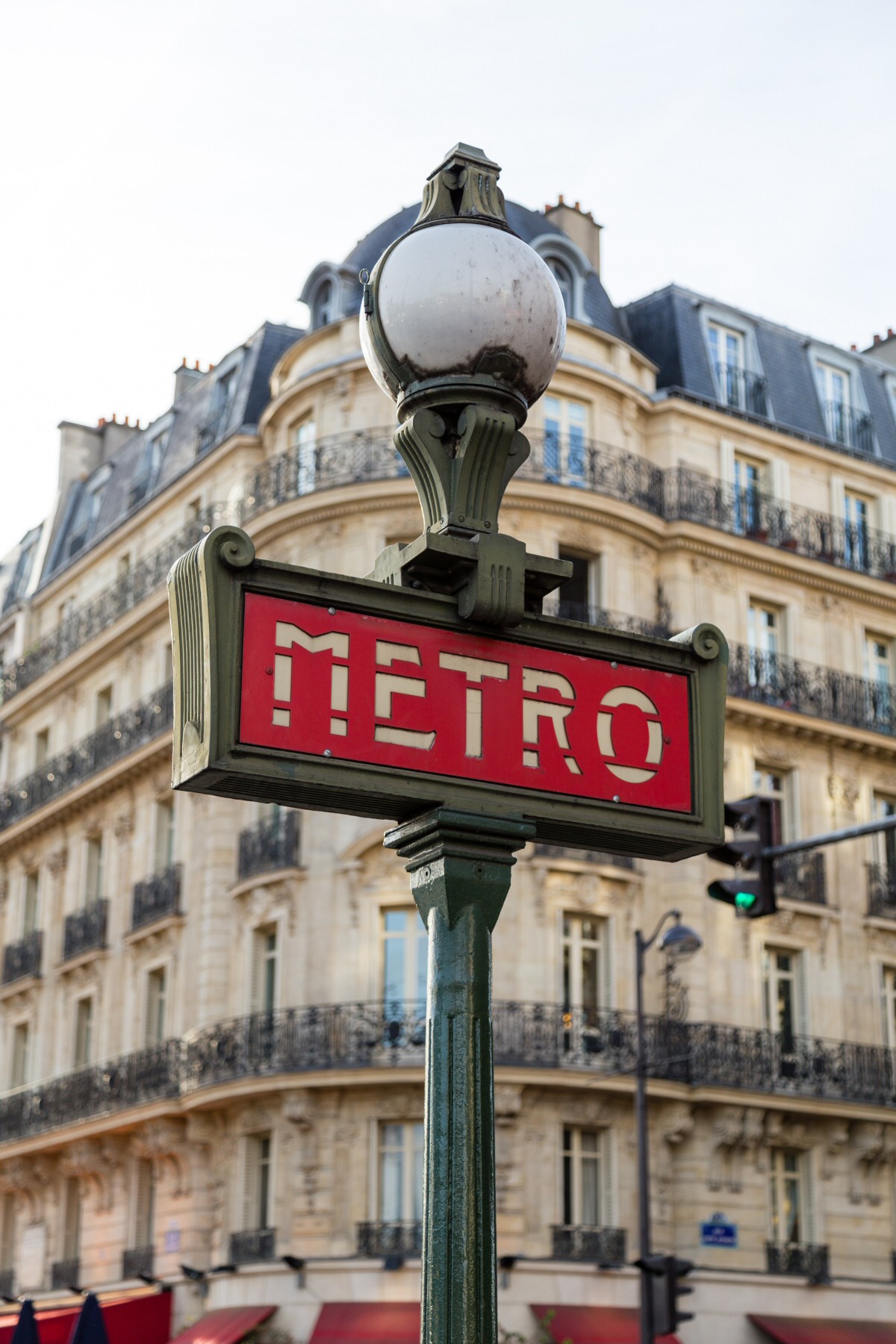 7 tips for solo females moving to Paris