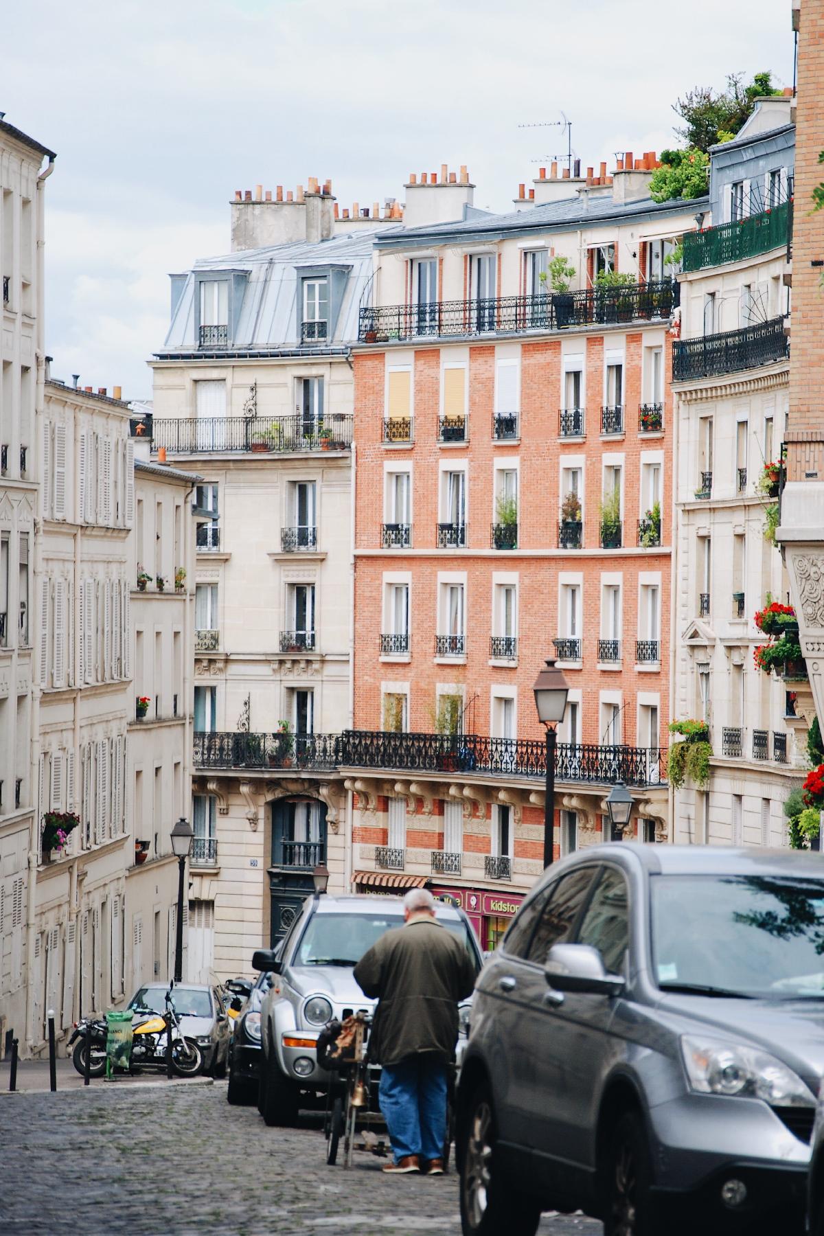 How the locals get around Paris