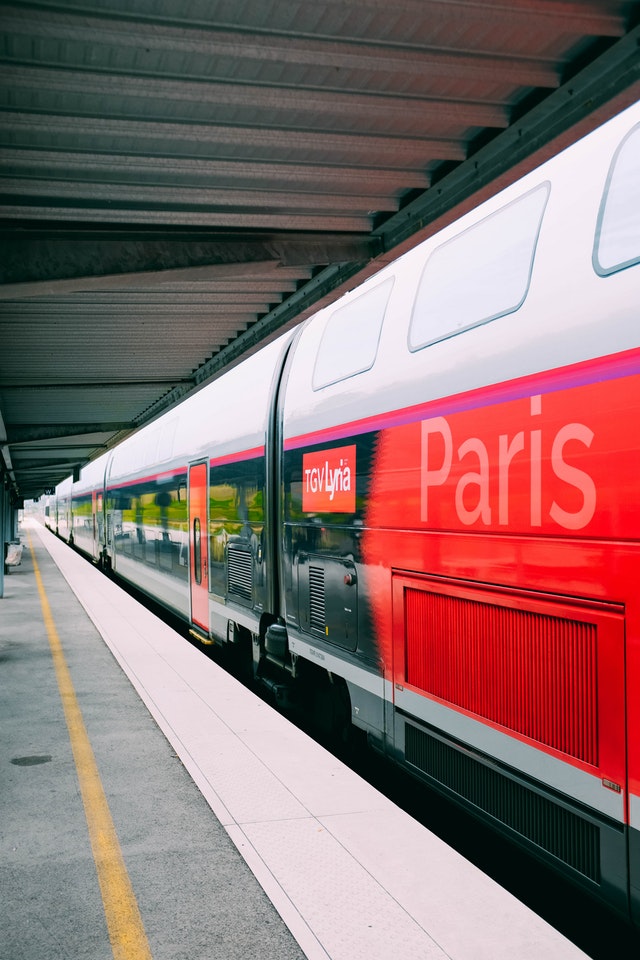 How the locals get around Paris