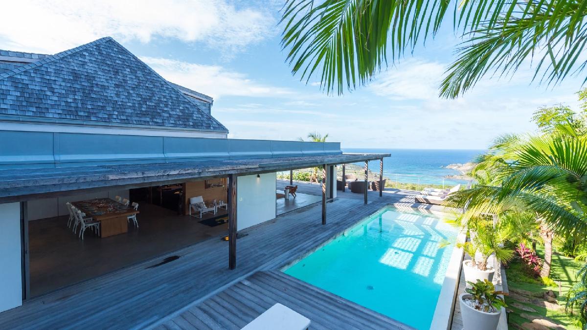 9 Luxury House Rentals in St Barts with Oceanfront Views