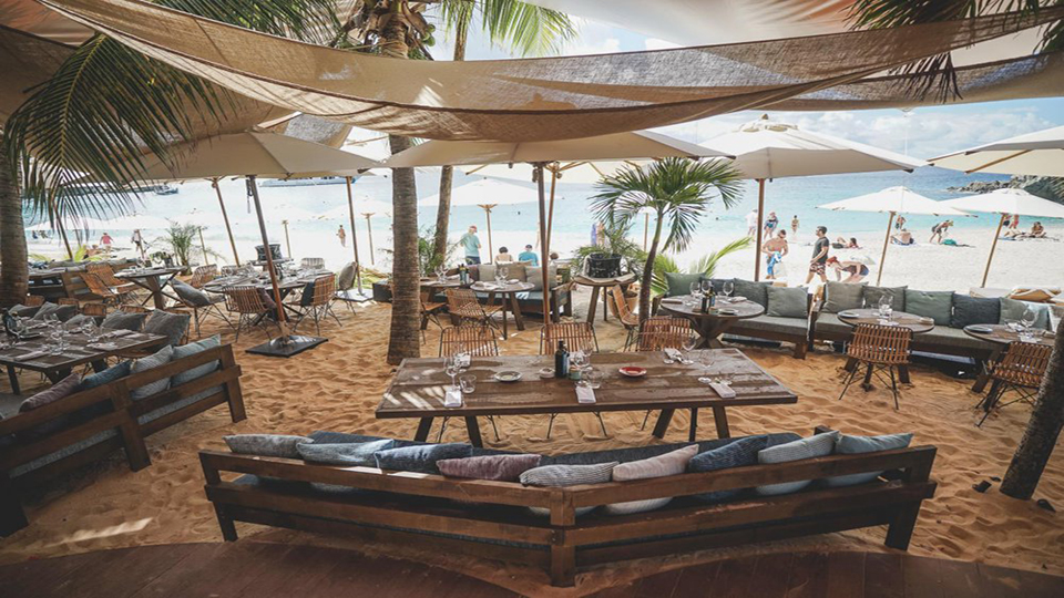 The Best Beach Bars in Saint Barthelemy For Sundowners