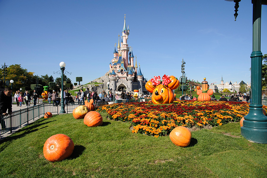 Boo! Spooky places to spend Halloween in Paris