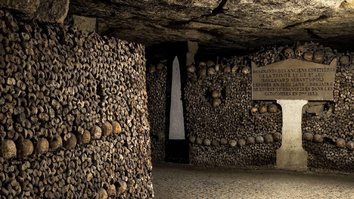 Boo! Spooky places to spend Halloween in Paris