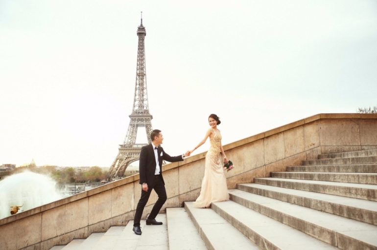 Top 5 locations for snapping beautiful wedding photos in Paris