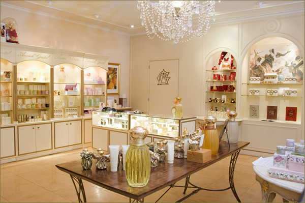 10_best_perfume_shops_stores_paris_annick_goutal