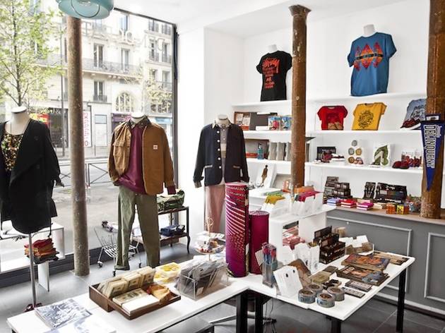 coolest_best_concept_stores_shops_retail_paris_democratie