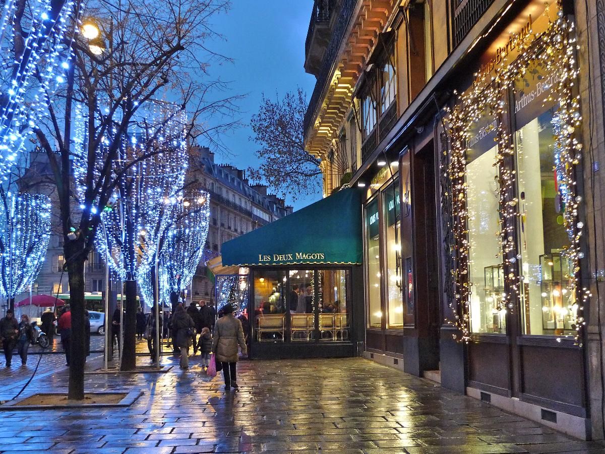 All of the best Christmas lights to see in Paris