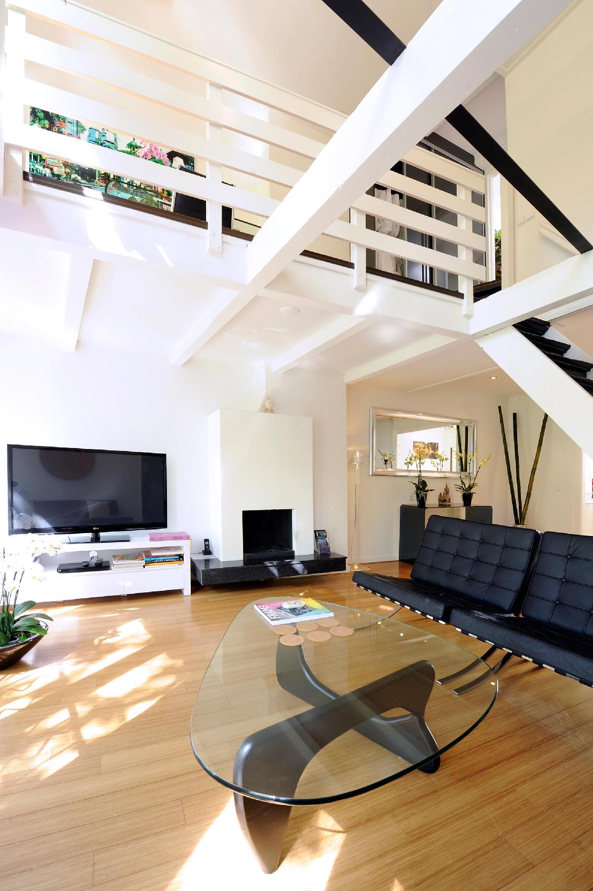 5th Day of Christmas Holiday Gift Guide: All Luxury Amsterdam