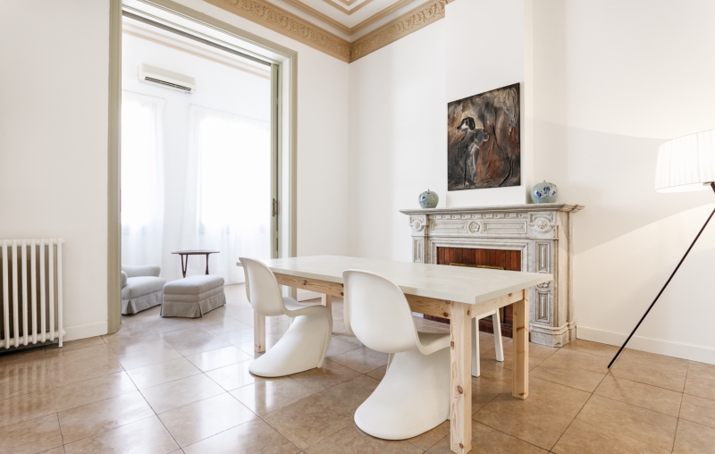 Luxury Long-Term Rentals in Barcelona Near La Rambla