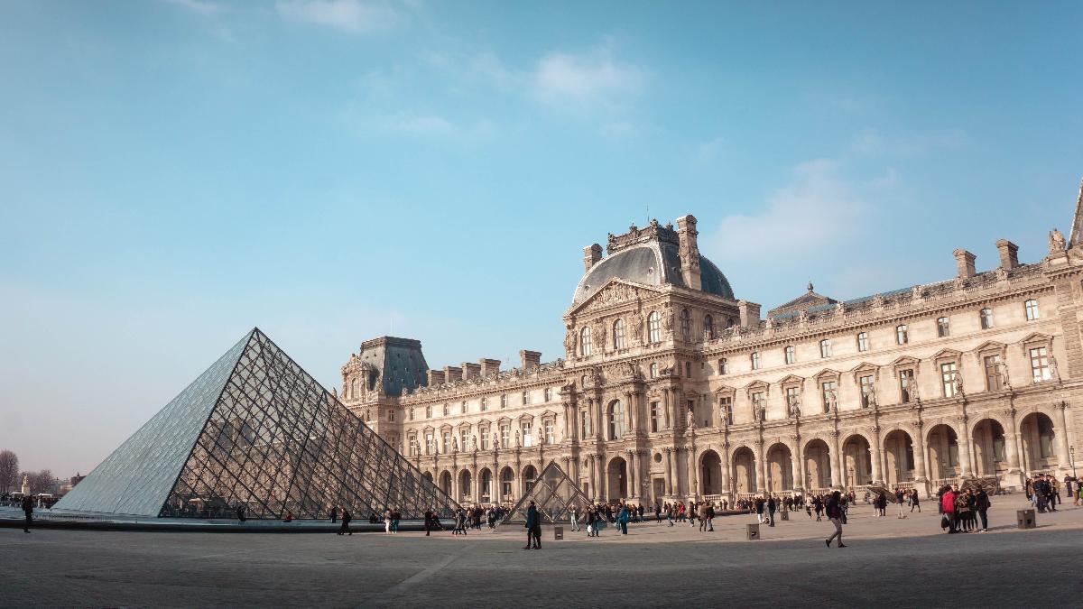 All Luxury Guide: The Art Galleries in Paris You Have to Visit