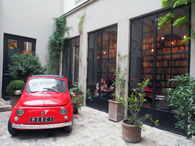 A Fashionistas Guide to Shopping in Paris