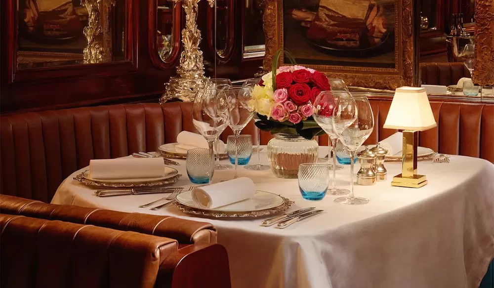 Dining with Royalty: Noteworthy Restaurants Near Buckingham Palace