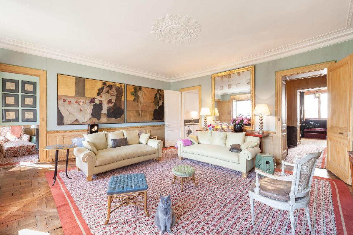 7 Luxury Long-Term Rentals in Paris Near the River Seine