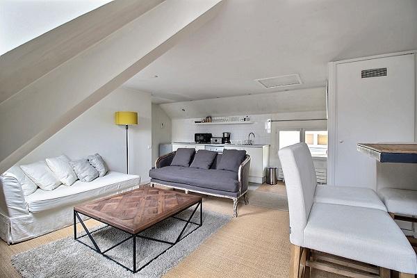 7 Luxury Long-Term Rentals in Paris Near the River Seine