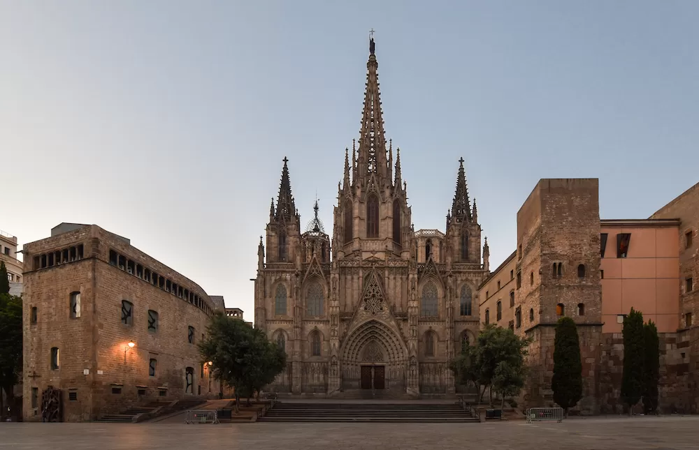 Prayer Paradises: The Most Beautiful Churches in Barcelona