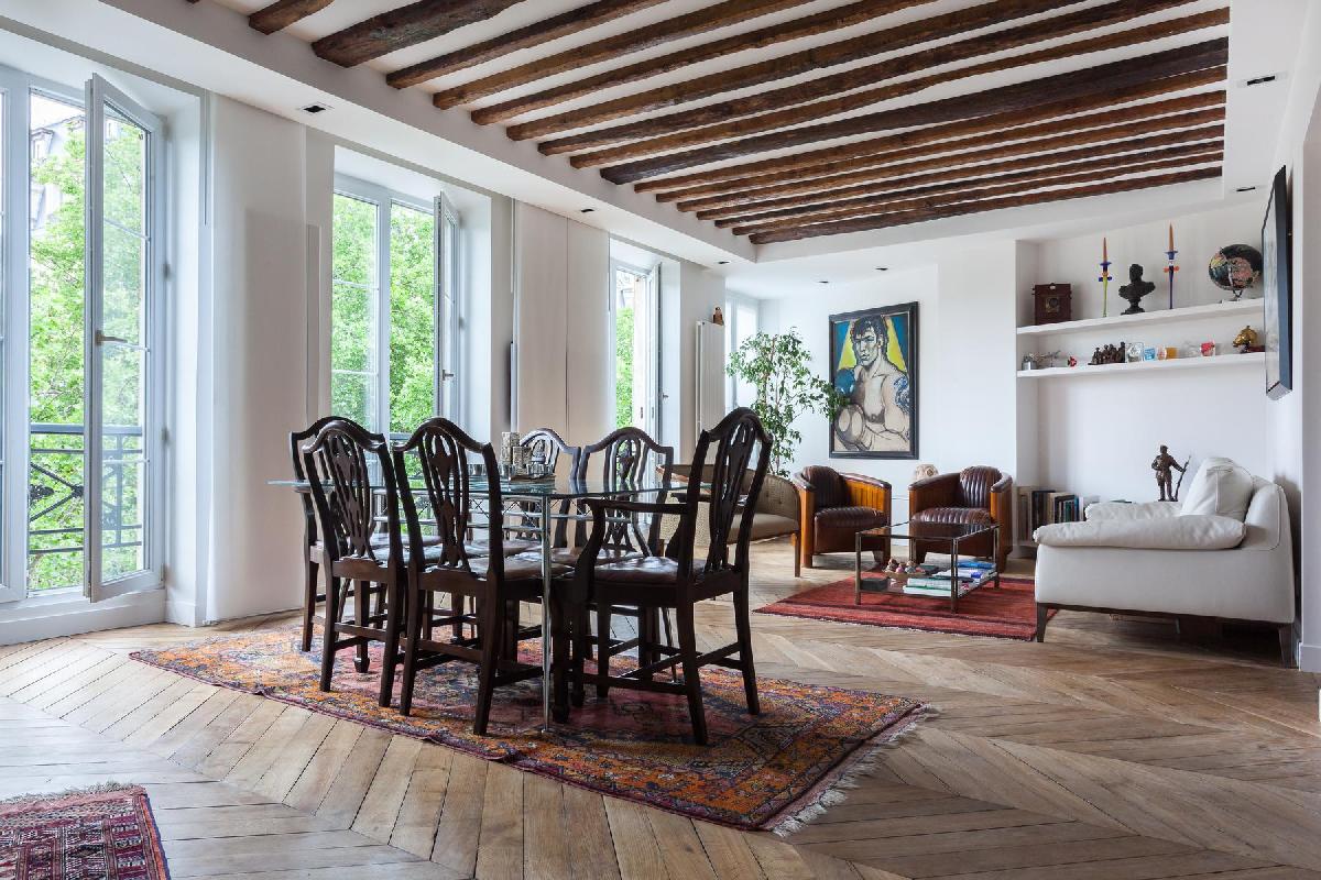 Luxury Apartments in Paris Near The Louvre