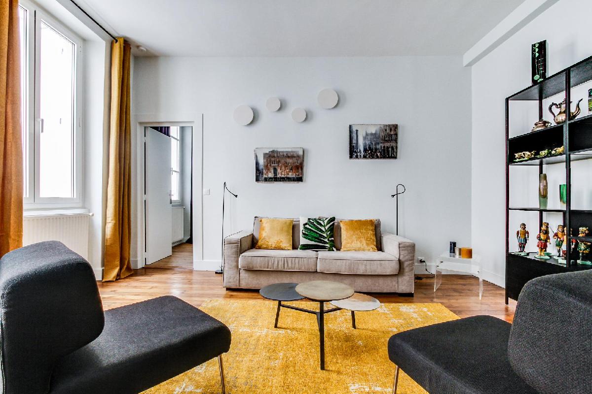 Luxury Apartments in Paris Near The Louvre
