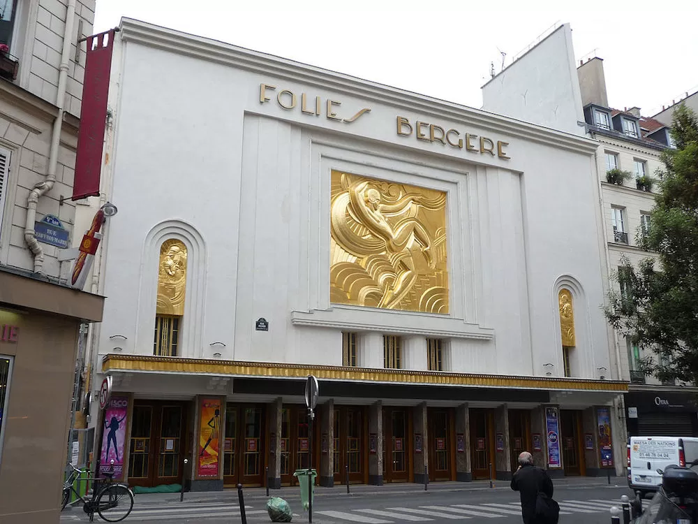 Where to Watch the Best Cabaret Shows in Paris Apart from the Moulin Rouge