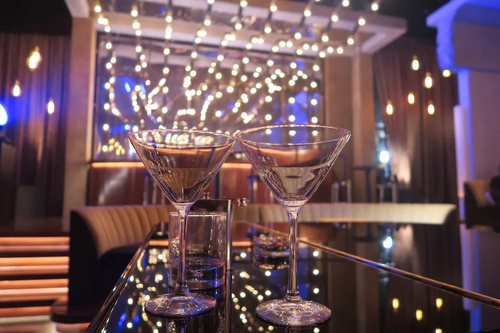 Sexy Happy Hour: Barcelona's Most Intimate Bars To Go For A Hot Date