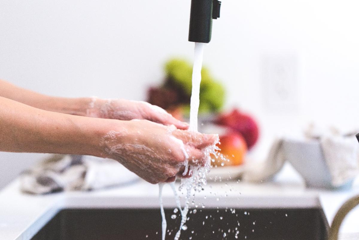 How to Make Your Own DIY Hand Sanitizer