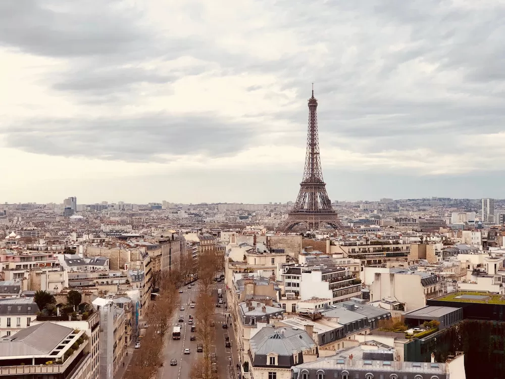 The Best Paris-Based Books To Read at Home