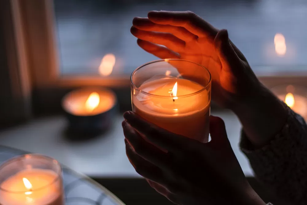How to Make Your Own Scented Candles at Home