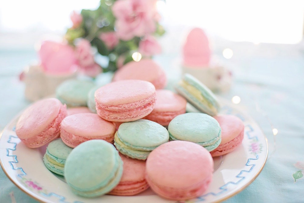 How to Make Your Own Macarons at Home