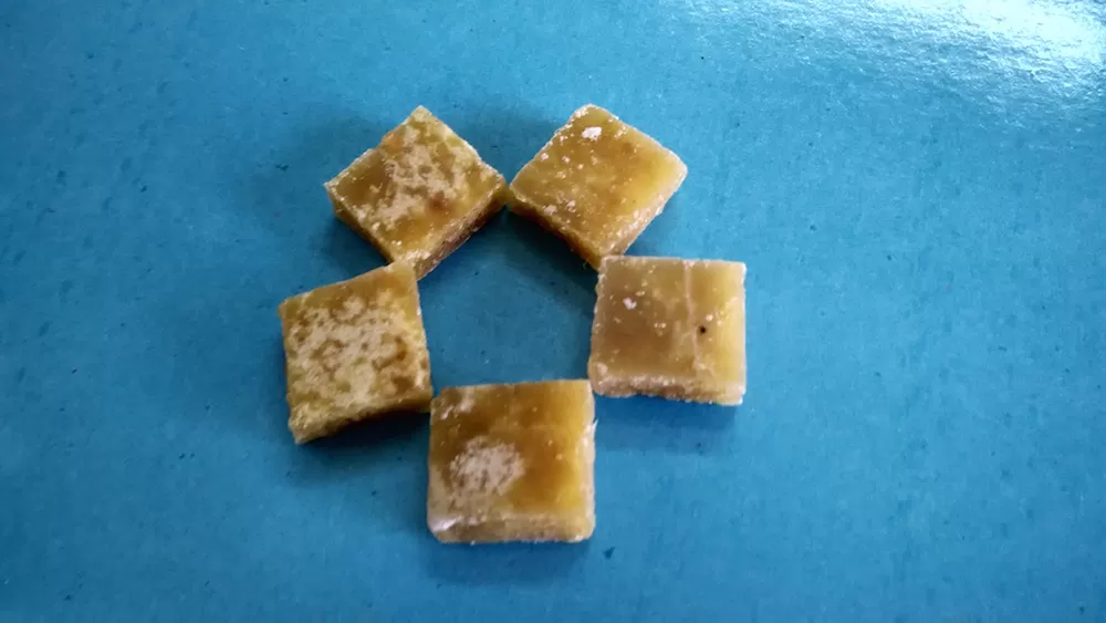 Delicious Sweet & Savory Snacks to Make at Home
