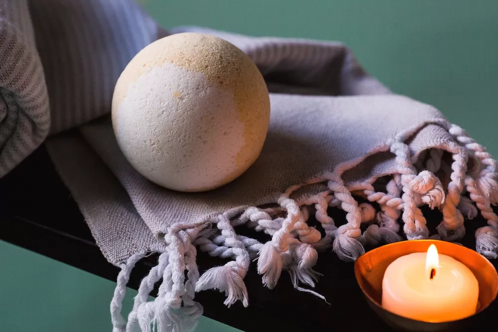 Make Your Own Beautiful Bath Bombs at Home