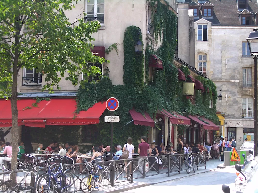 Ultimate Paris Guide by Neighborhood