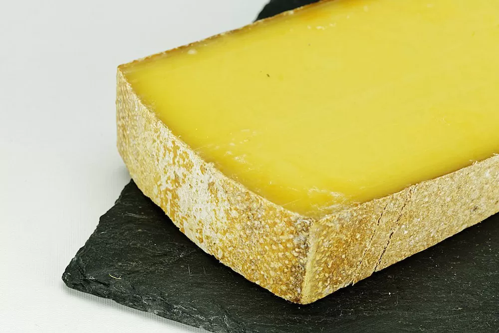 The Tastiest Kinds of French Cheese to Eat at Home