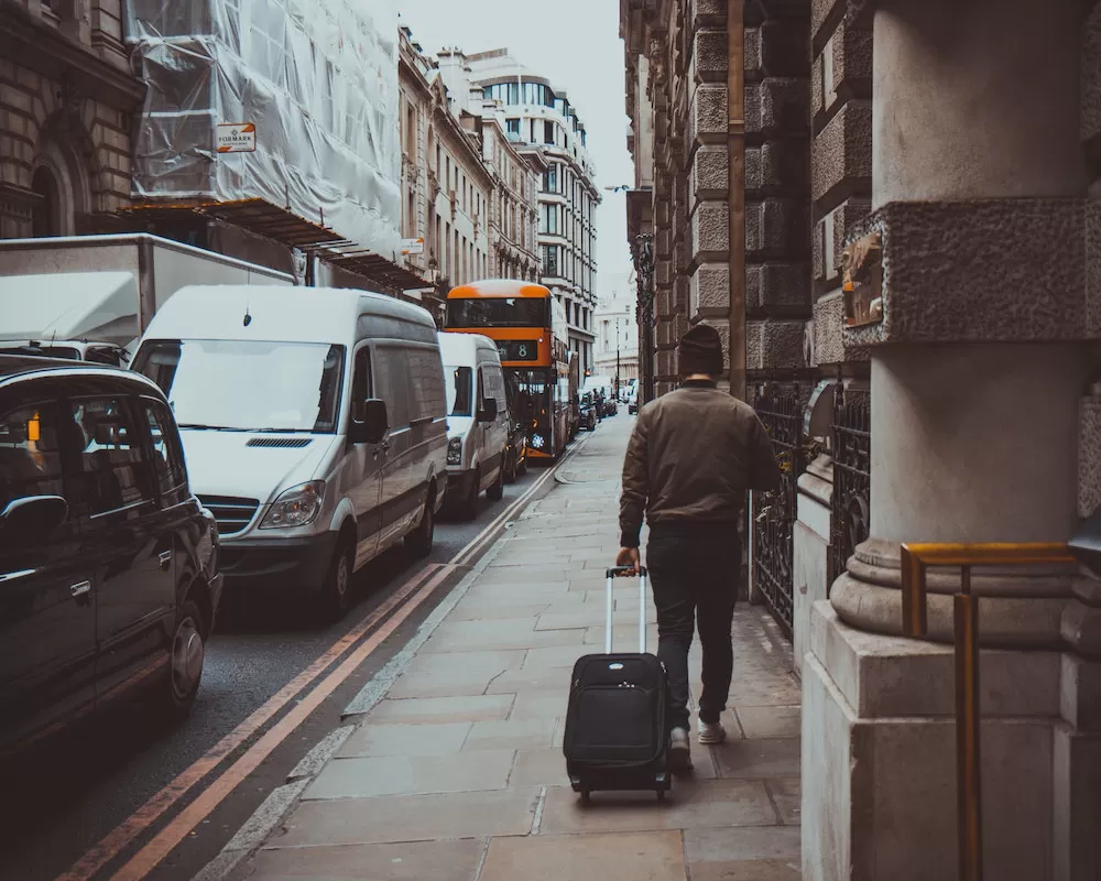 Best Brands to Get A Good Rolling Briefcase