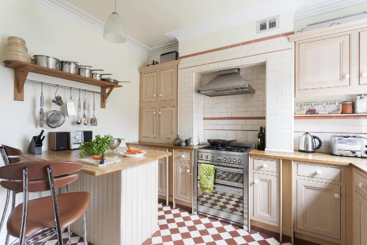 Long Term Rentals in London with Beautiful Kitchens