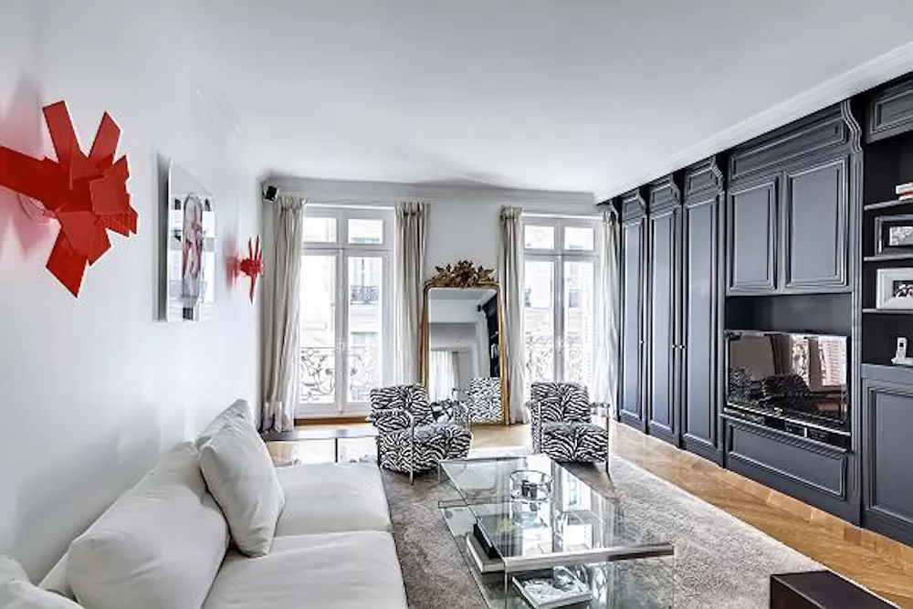 8 Long Term Rentals in Paris' Champs Elysées that Define Luxury