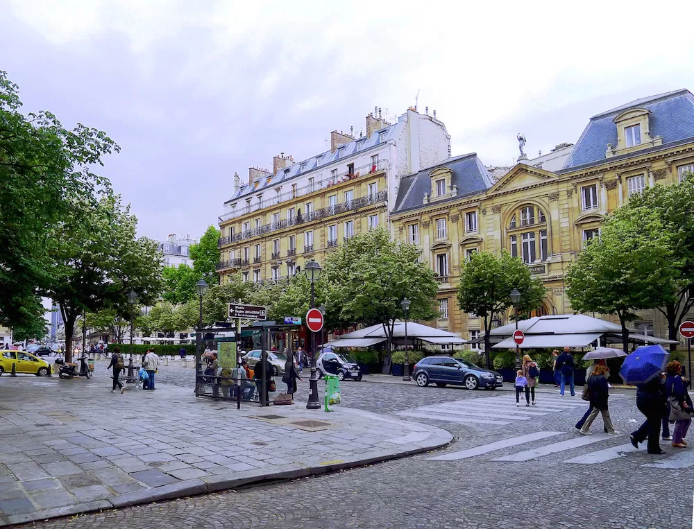 Why You Should Live in Paris' Saint-Germain-des-Près