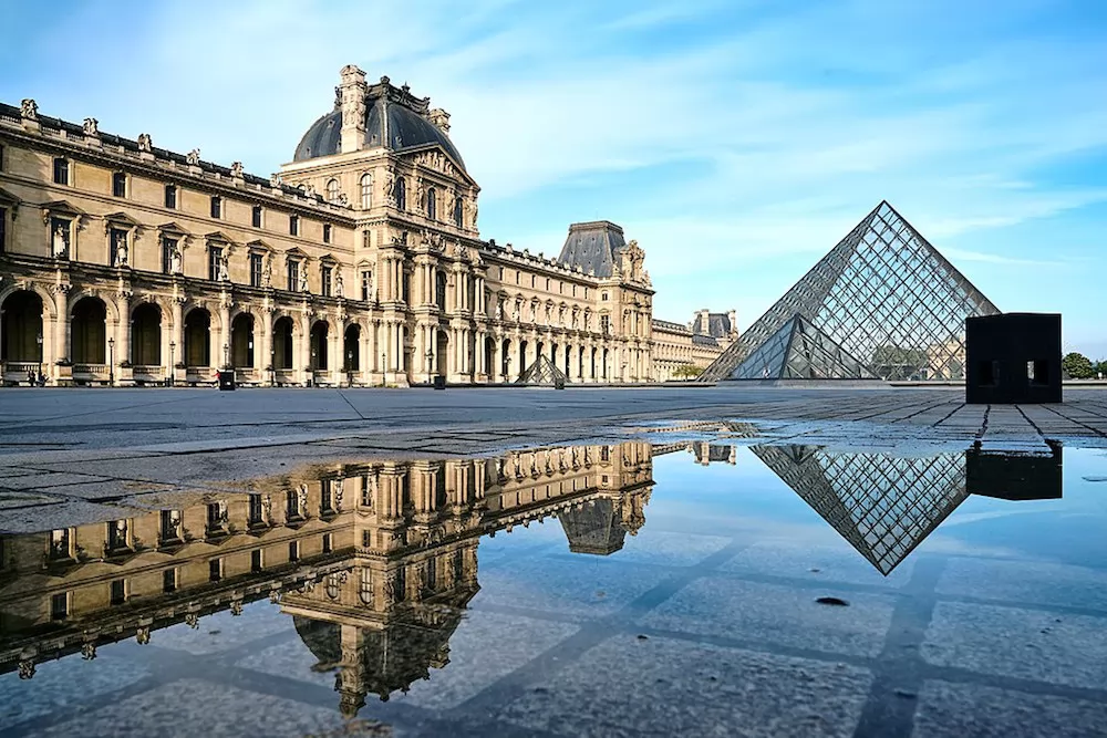 What Living Near The Louvre in Paris is Really Like