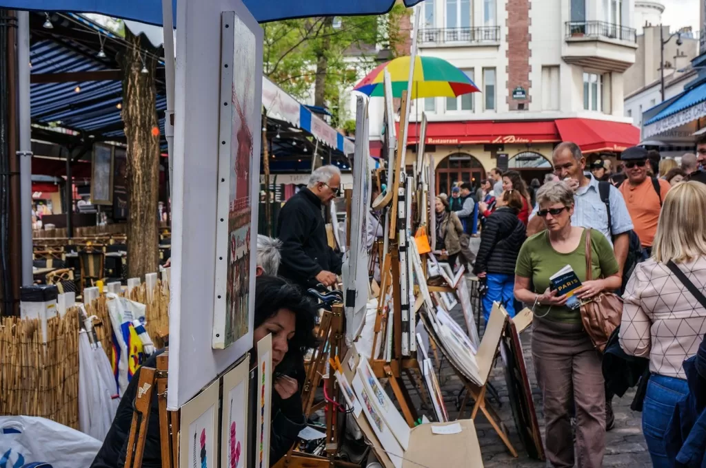 Living the Parisian Lifestyle in Montmartre