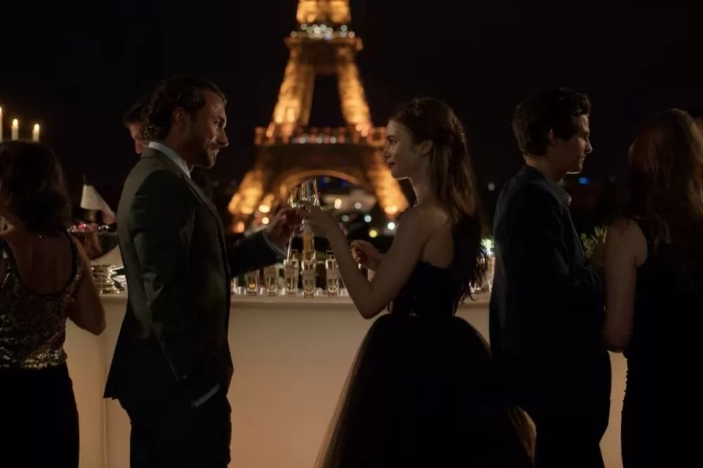 A Day in Paris like Emily Cooper from Netflix's 'Emily in Paris'