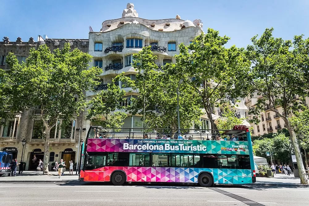 Moving to Barcelona: Your Relocation Guide