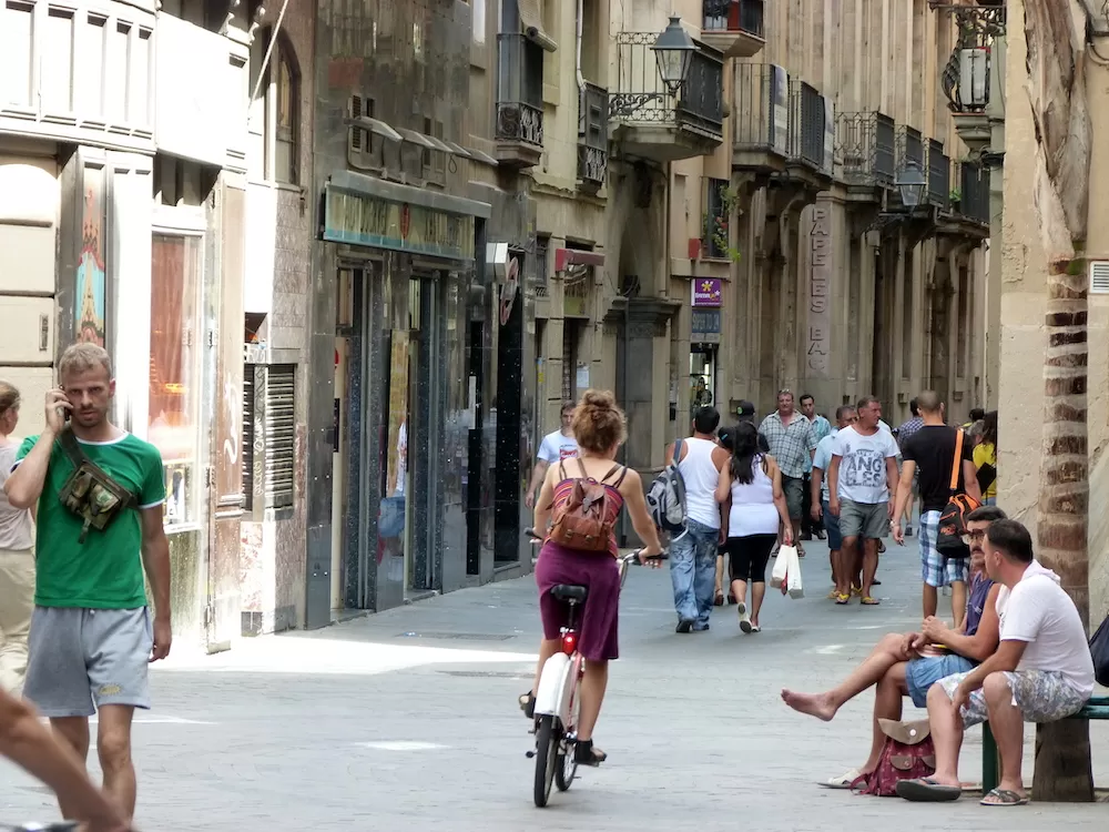 Moving to Barcelona: Your Relocation Guide